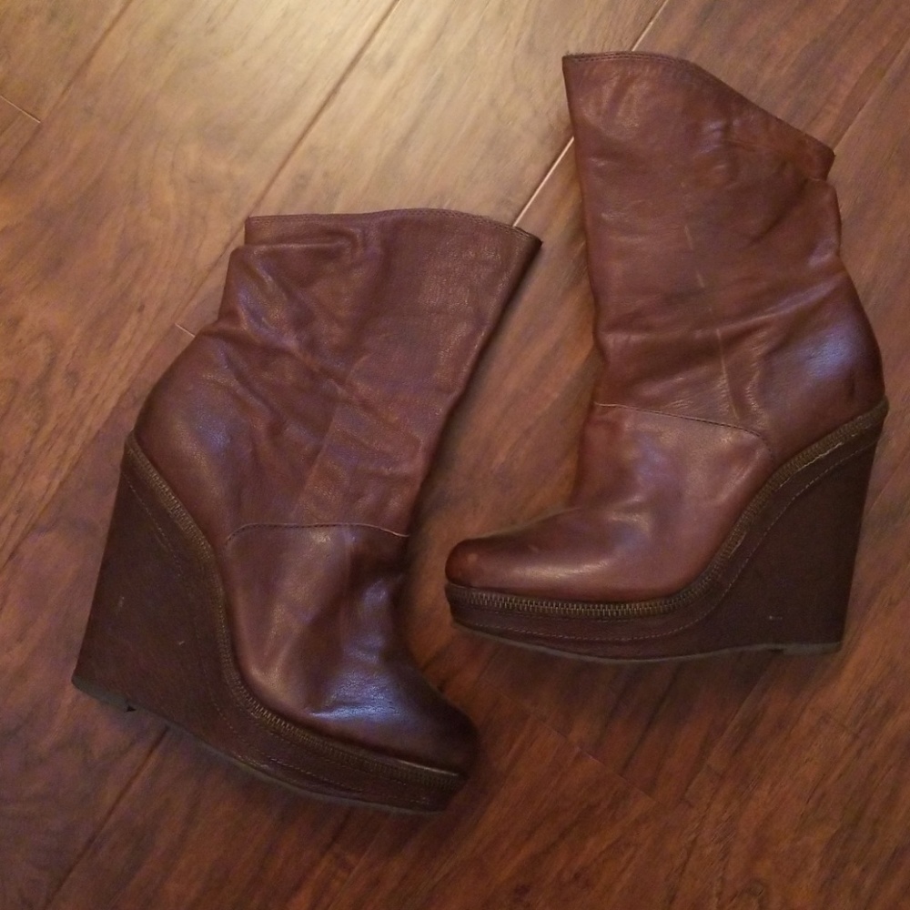 Calvin Klein Wedge Haiden zipper boot